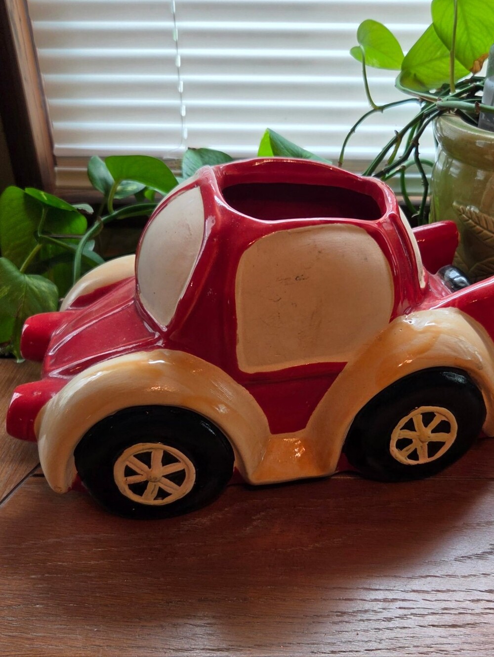 Vintage Volkswagon Planter - Picture 6 of 6